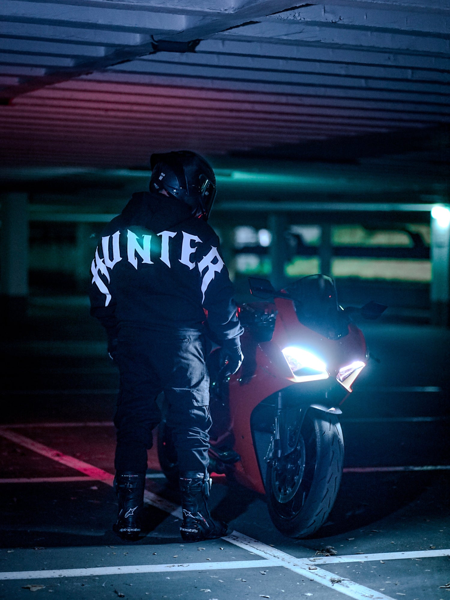 HUNTER