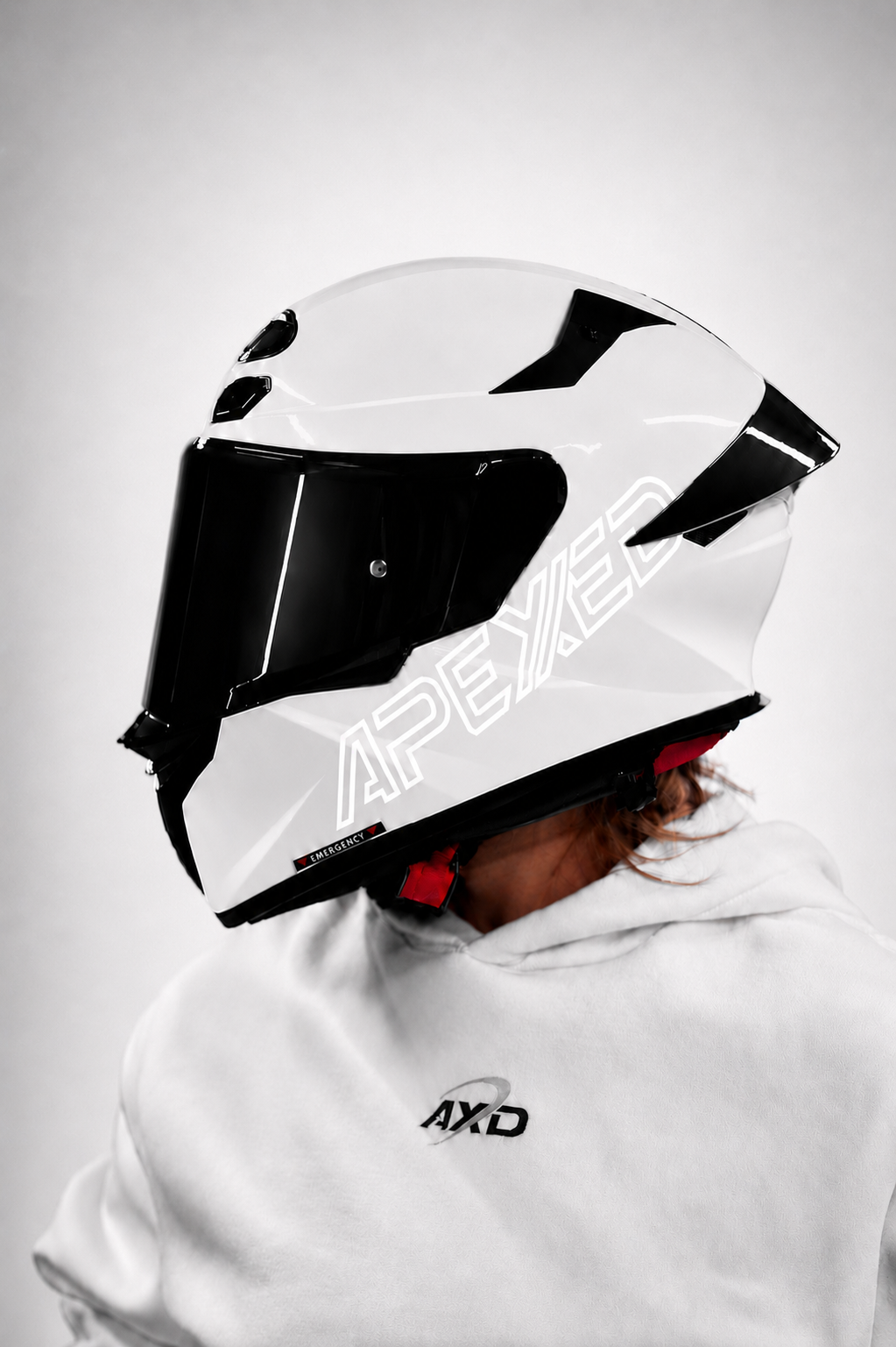 Helmsticker 'Apexed' Outlines Logo