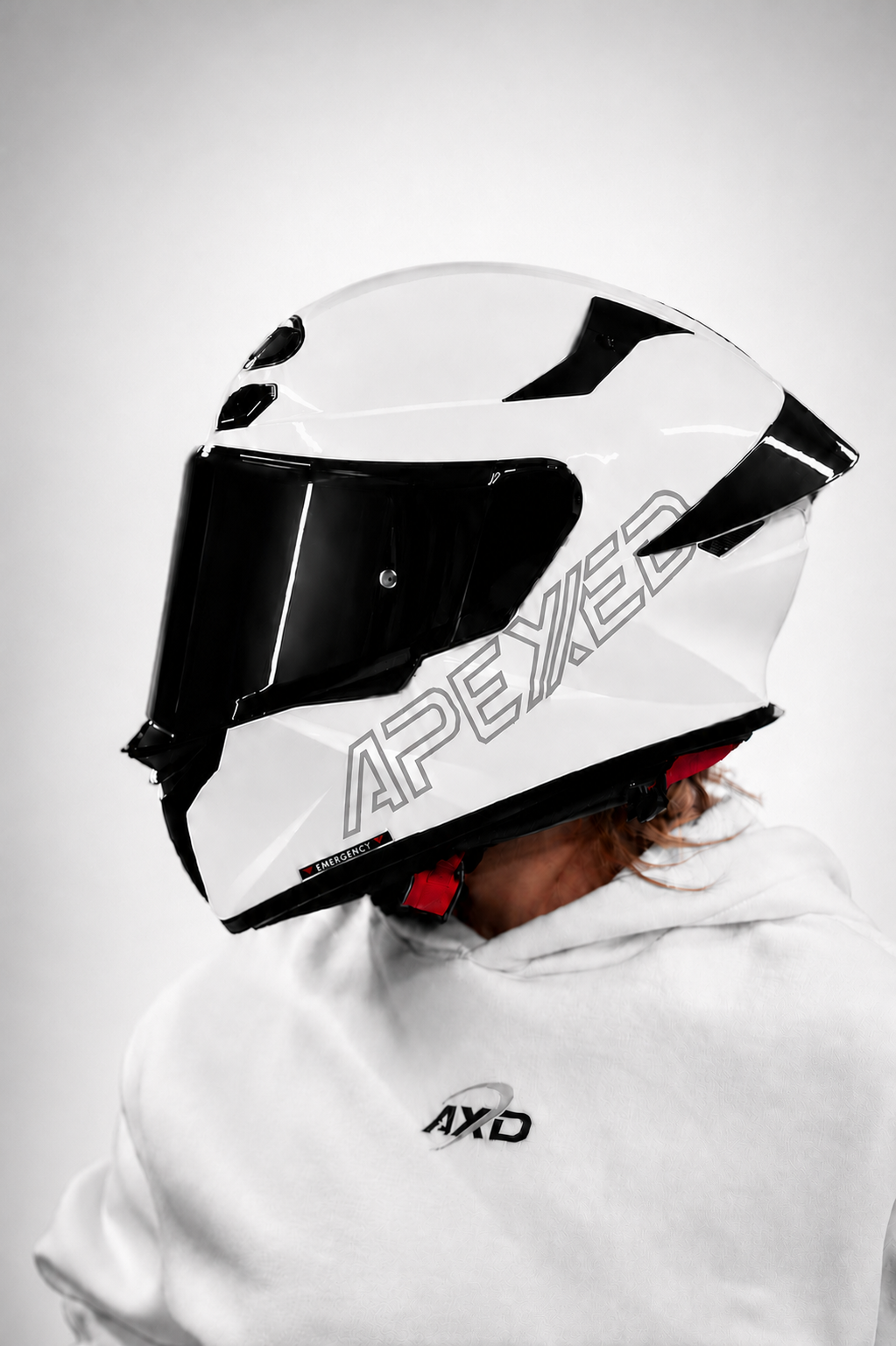 Helmsticker 'Apexed' Outlines Logo